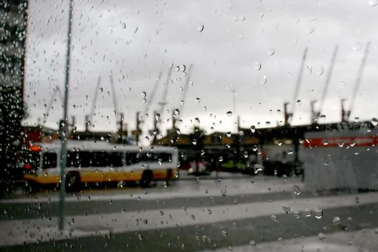 Possível tempestade se aproxima de Porto Alegre